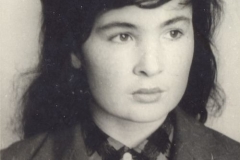 29 мая 1963 года, учительница старших классов  Нагоева Александра Сафарбиевна.
